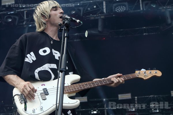 DIIV - 2022-08-26 - SAINT CLOUD - Domaine National - Scene de la Cascade - 